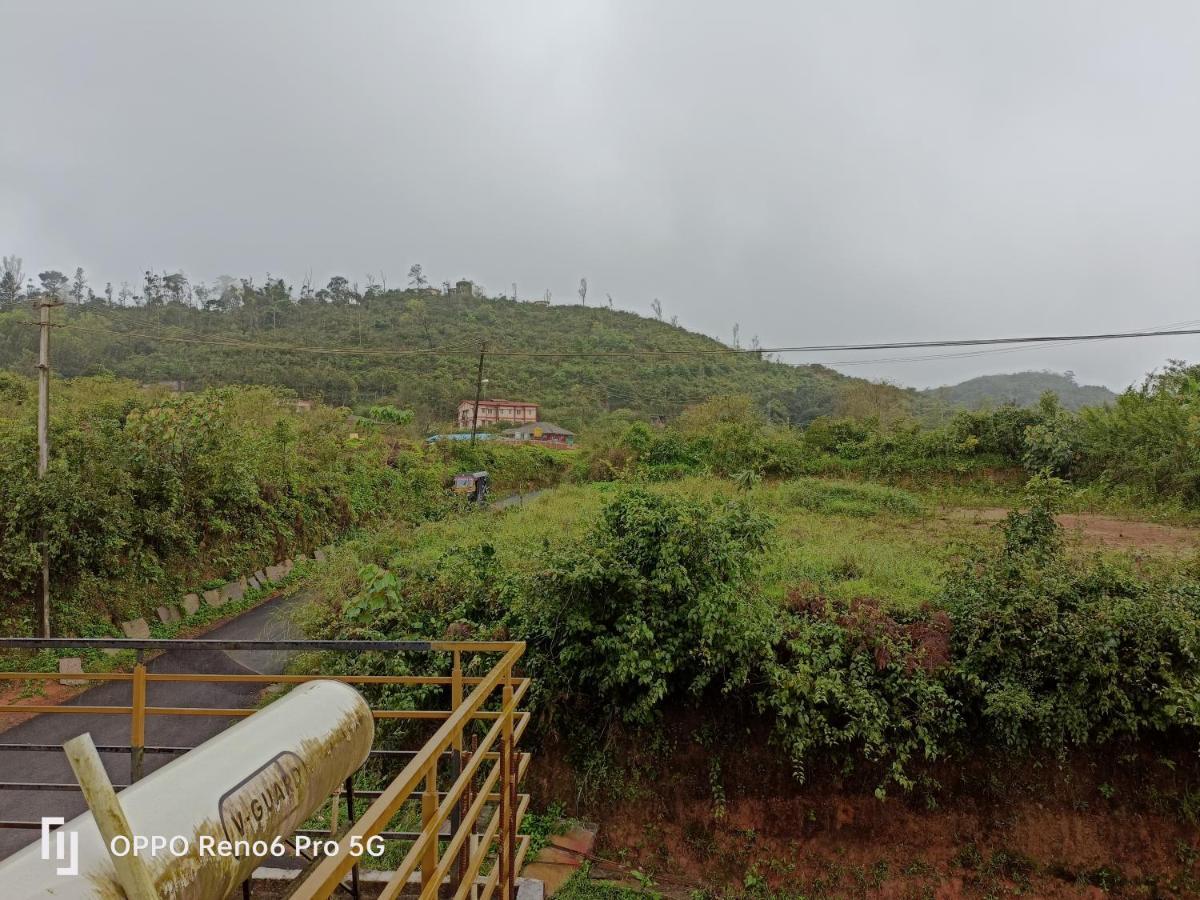 Coorg Girinivas Homestay 102 마디케리 외부 사진
